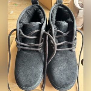 Black Fur-Lined Lace-Up Boots